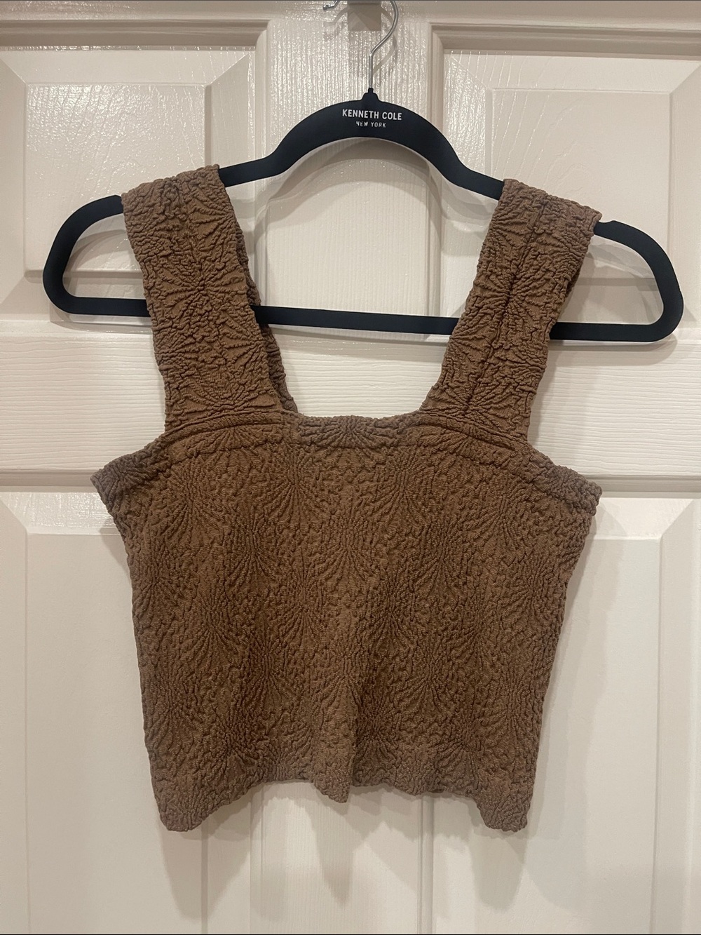 Aura- Textured Brown Square-Neck Crop Tank S:M/L - Picture 1 of 5